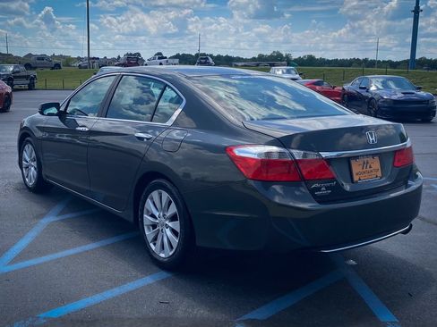 Used 2014 Honda Accord EX image 19