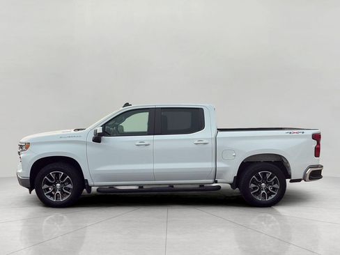 Used 2024 Chevrolet Silverado 1500 LT AWD/4WD image 7
