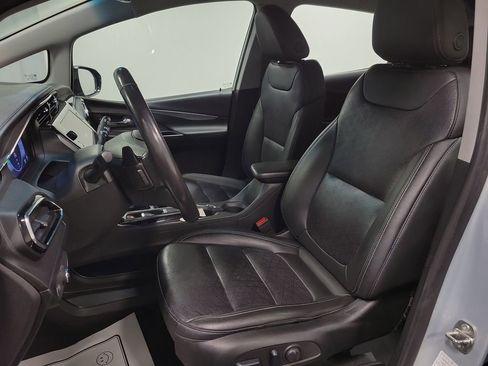 Used 2023 Chevrolet Bolt LT image 13