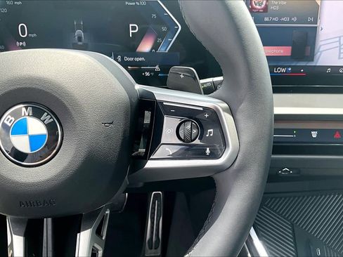 Certified 2025 BMW X3 xDrive30i w/ M Sport Package AWD/4WD image 22