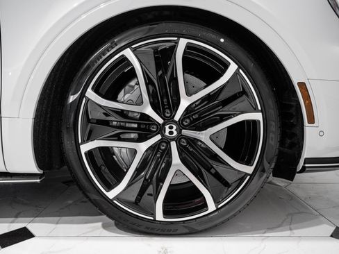 New 2026 Bentley Bentayga Speed image 17