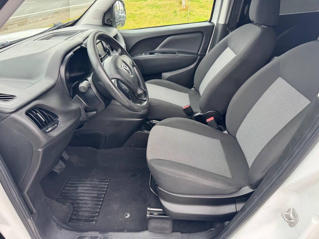 Used 2021 RAM ProMaster City Tradesman FWD image 8