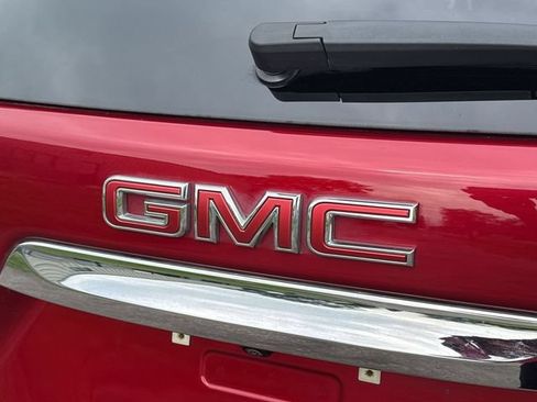 Used 2023 GMC Terrain SLT w/ Tech Package AWD/4WD image 32