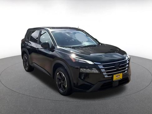 Used 2025 Nissan Rogue SV FWD image 3