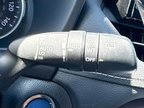 Used 2021 Toyota RAV4 XLE Premium AWD/4WD image 15