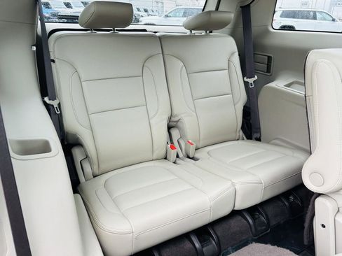 Used 2019 GMC Acadia Denali w/ LPO, Floor Liner Package image 37