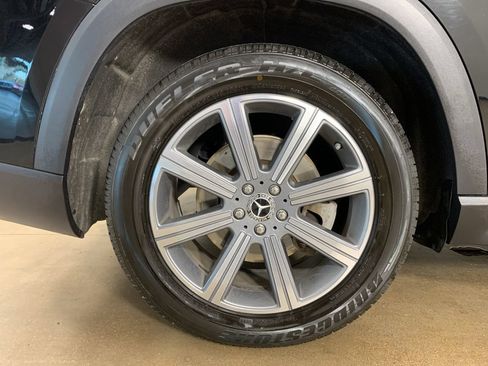 Used 2020 Mercedes-Benz GLS 450 4MATIC image 45
