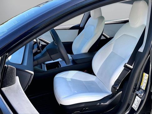 Used 2025 Tesla Model 3 Long Range RWD image 22