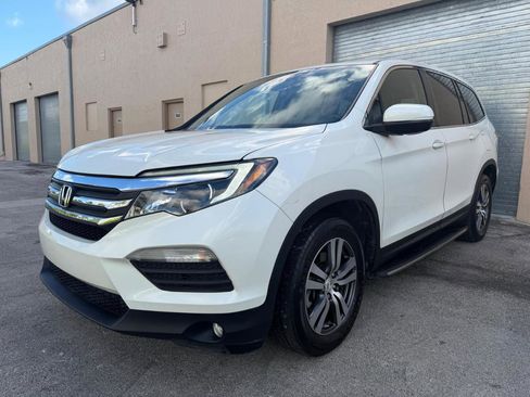 Used 2017 Honda Pilot EX-L image 2