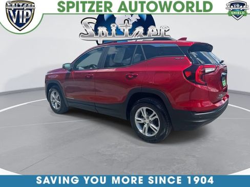 Used 2022 GMC Terrain SLE w/ Driver Convenience Package AWD/4WD image 8