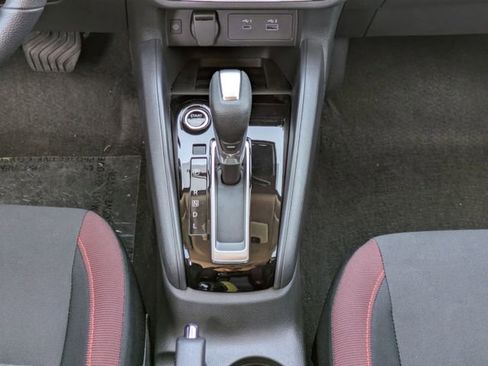 New 2025 Nissan Versa SR w/ Trunk Package image 18