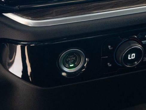 Used 2022 Chevrolet Silverado 1500 LT image 28