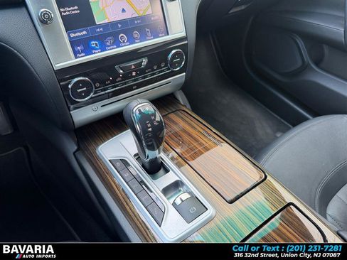 Used 2015 Maserati Quattroporte S Q4 AWD/4WD image 22
