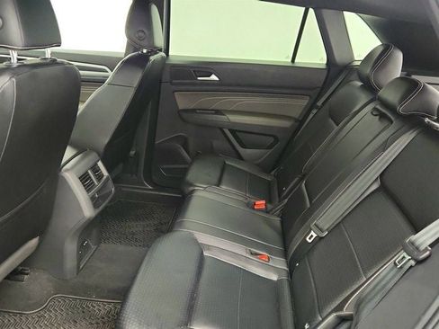 Used 2021 Volkswagen Atlas Cross Sport SEL image 21