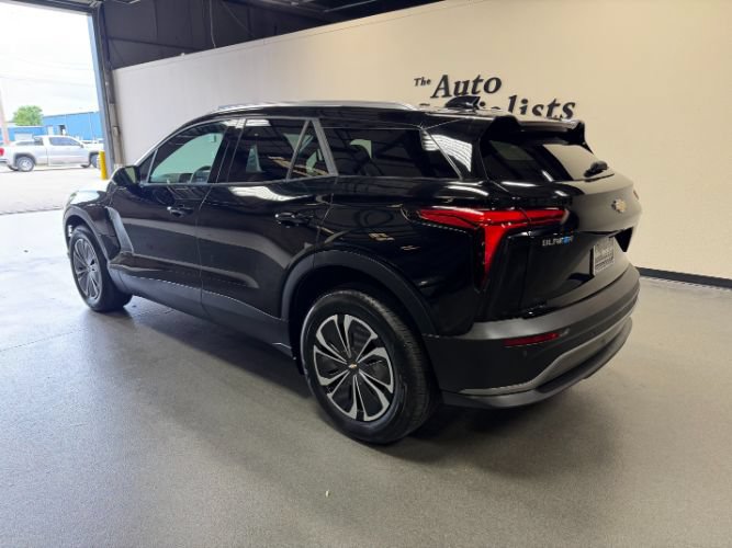 Used 2024 Chevrolet Blazer EV LT AWD/4WD image 2