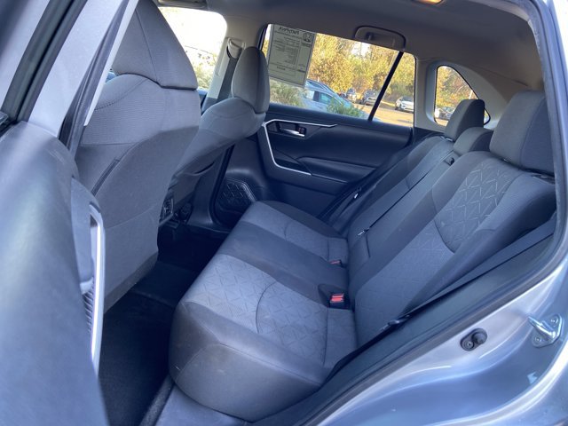 Used 2021 Toyota RAV4 XLE FWD image 16