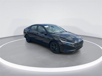 Used 2023 Hyundai Elantra SEL w/ Cargo Package