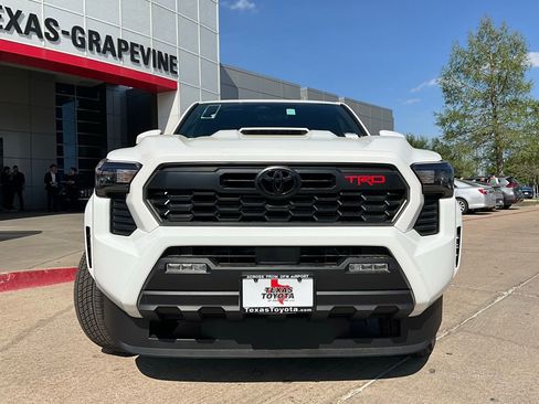 New 2026 Toyota Tacoma TRD Sport image 3