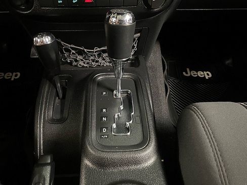 Used 2012 Jeep Wrangler Sport image 19