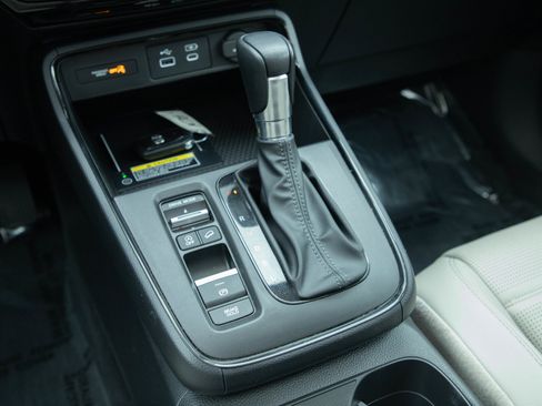Used 2024 Honda CR-V EX-L image 16