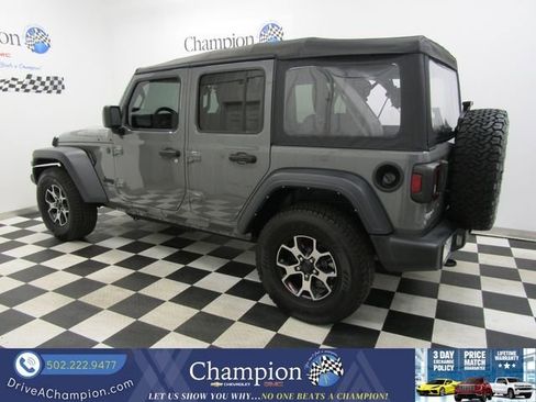 Used 2023 Jeep Wrangler Unlimited Sport AWD/4WD image 9