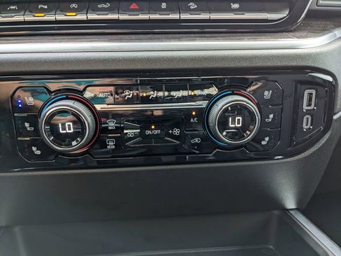 Used 2026 Chevrolet Silverado 1500 LTZ w/ LTZ Premium Package image 40