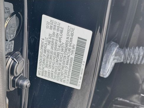 Certified 2022 Honda Pilot TrailSport image 38