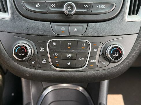 Used 2023 Chevrolet Malibu LT FWD image 29