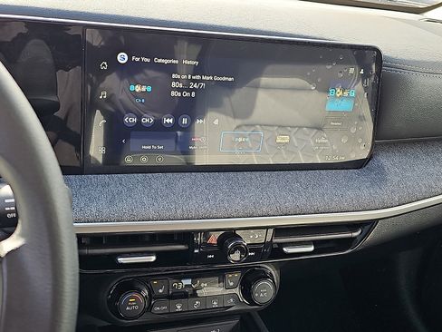 New 2026 Nissan Kicks SV w/ SV Premium Package AWD/4WD image 12