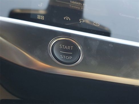 New 2024 Jaguar I-PACE R-Dynamic HSE image 31