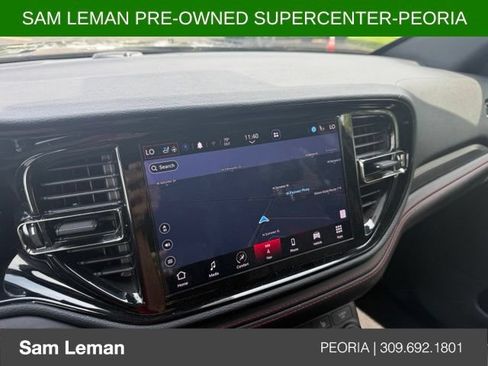 Used 2024 Dodge Durango R/T RWD image 11