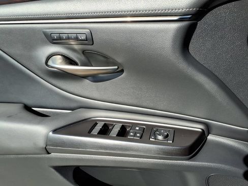 Used 2019 Lexus ES 350 w/ Premium Package FWD image 38
