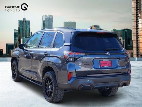 Used 2025 Subaru Forester Sport image 3