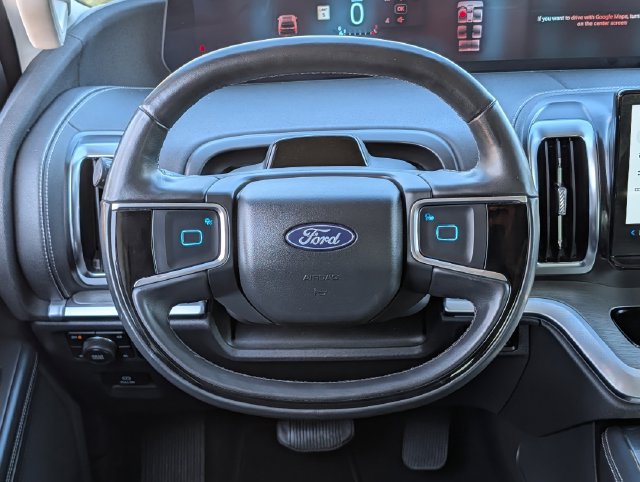 Used 2025 Ford Expedition Max Platinum AWD/4WD image 13