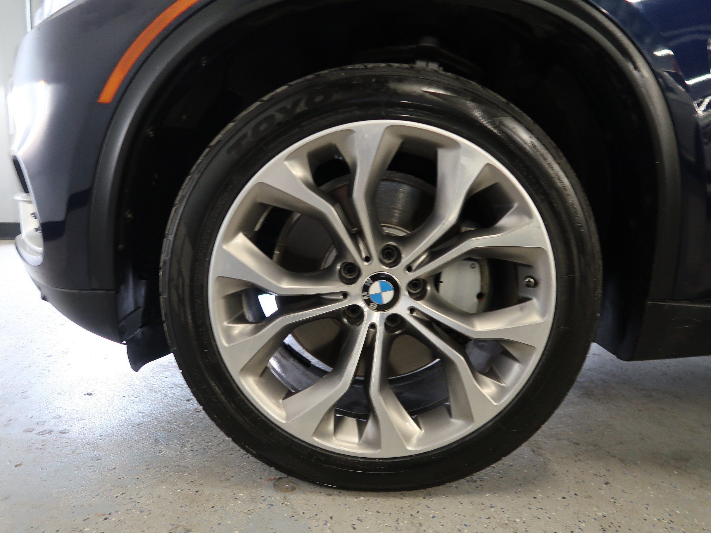 Used 2017 BMW X5 xDrive50i AWD/4WD image 44