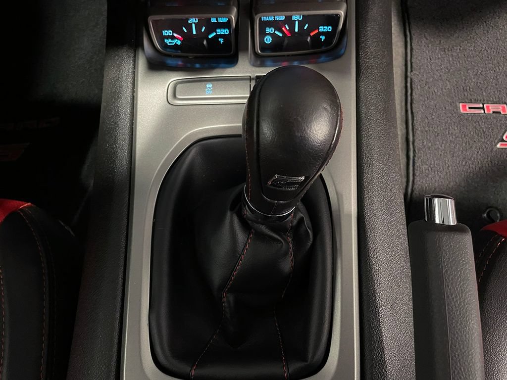 Used 2015 Chevrolet Camaro SS w/ Commemorative Special Edition RWD image 70