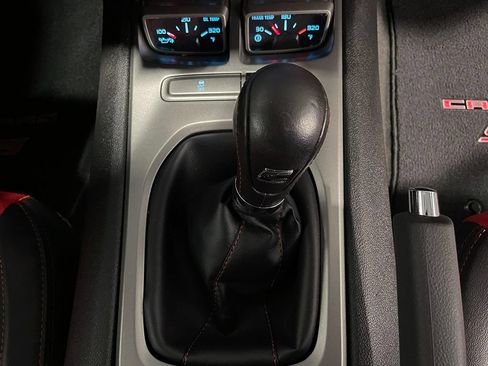 Used 2015 Chevrolet Camaro SS w/ Commemorative Special Edition RWD image 70