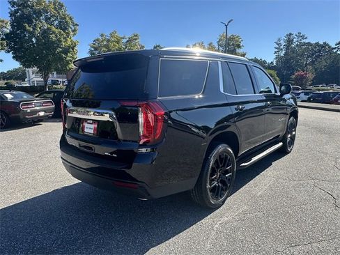 Used 2022 GMC Yukon SLE w/ Gmc Pro Safety Plus Package image 5