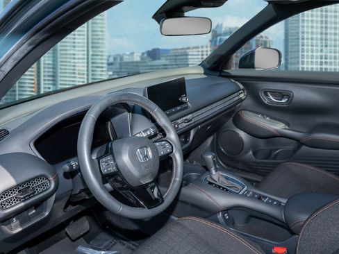 Certified 2024 Honda HR-V Sport image 14