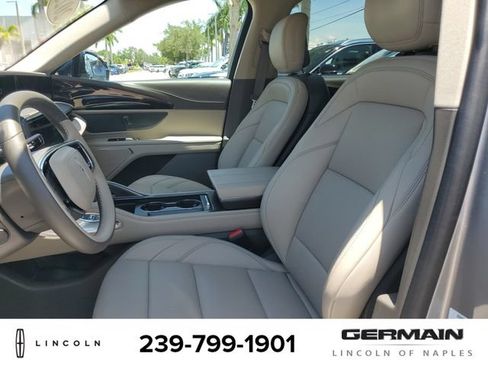 Certified 2025 Lincoln Nautilus Premier AWD/4WD image 19