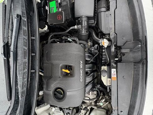 Used 2017 Kia Forte LX image 17