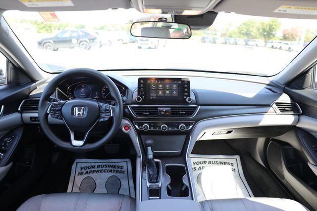 Used 2018 Honda Accord EX image 10