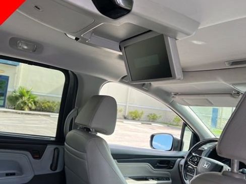 Used 2019 Honda Odyssey Touring image 8