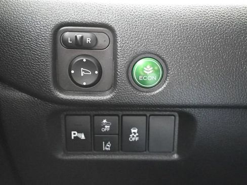 Used 2025 Honda Passport EX-L image 27