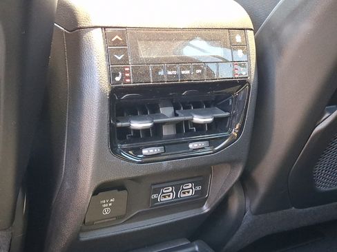 Certified 2023 Jeep Grand Cherokee L Limited w/ Black Appearance Package AWD/4WD image 20