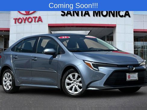 Used 2023 Toyota Corolla LE w/ Carpet Mat Package (TMS) image 2