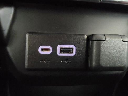 Used 2021 GMC Sierra 1500 AT4 image 33