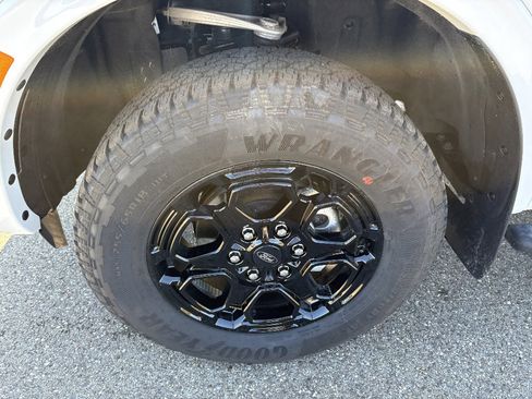 New 2026 Ford Ranger Lariat w/ Black Appearance Package AWD/4WD image 10