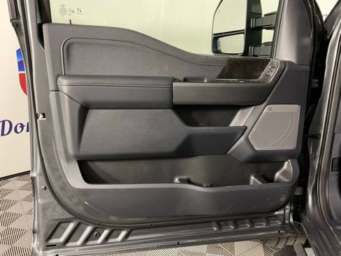 New 2026 Ford F250 Lariat w/ Black Appearance Package image 12