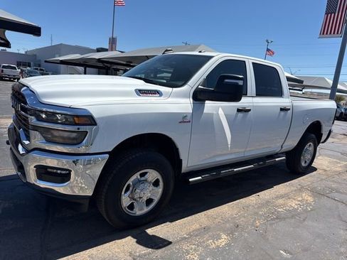 New 2026 RAM 2500 Tradesman AWD/4WD image 3